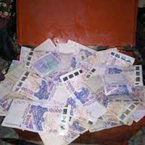 DEVENIR RICHE EN 3 JOURS PAR PORTE MONNAIE CANARIES MAGIQUE A HAUTE PUISSANCE QUI ATTIRENT D'ARGENT+22961920714, un chapelier à Bordeaux