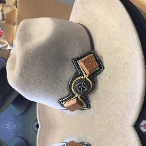 Chapellerie de l'Aunis, un vendeur de bijoux à Brive-la-Gaillarde