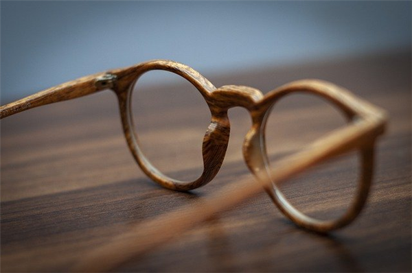 Quels sont les avantages de l’utilisation de lunettes en bois ?