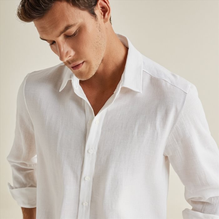 Porter une Chemise en Lin : Guide d'Été pour les Hommes